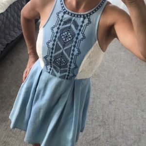 ⁉️SALE⁉️FLYING TOMATO EMBROIDERIES & LACE DRESS